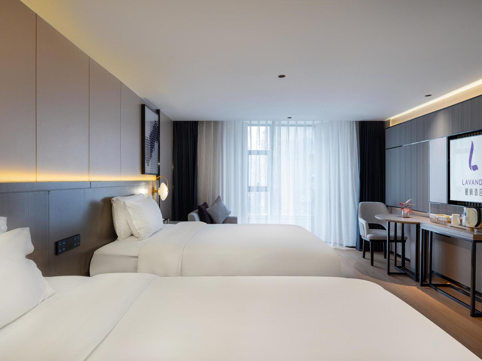 Lavande International Hotel Guangzhou Taikoo Hui Square Shipaiqiao Metro Station Branch - Free Shuttle Bus To Canton Fair Complex During Canton Fair Period & Free Vpn Internet Access Экстерьер фото