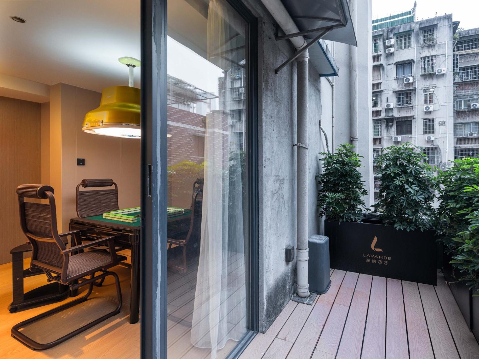 Lavande International Hotel Guangzhou Taikoo Hui Square Shipaiqiao Metro Station Branch - Free Shuttle Bus To Canton Fair Complex During Canton Fair Period & Free Vpn Internet Access Экстерьер фото