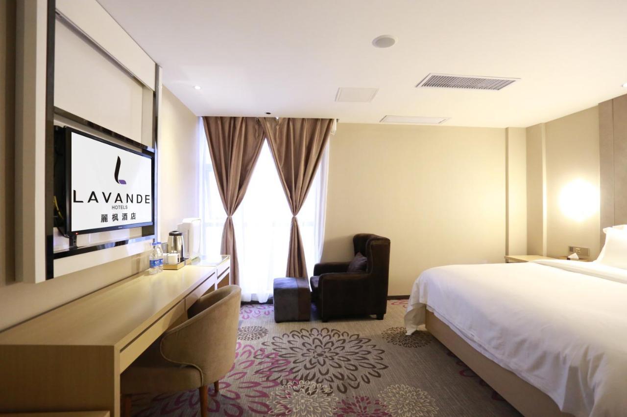 Lavande International Hotel Guangzhou Taikoo Hui Square Shipaiqiao Metro Station Branch - Free Shuttle Bus To Canton Fair Complex During Canton Fair Period & Free Vpn Internet Access Экстерьер фото