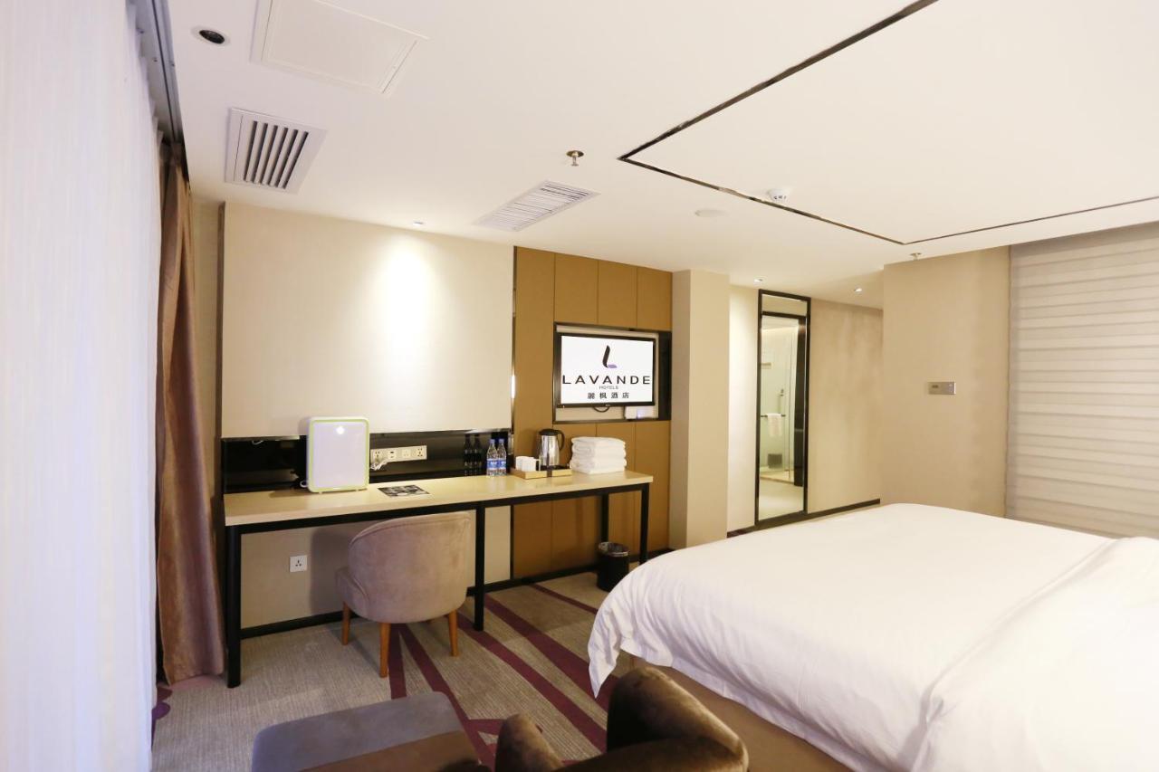 Lavande International Hotel Guangzhou Taikoo Hui Square Shipaiqiao Metro Station Branch - Free Shuttle Bus To Canton Fair Complex During Canton Fair Period & Free Vpn Internet Access Экстерьер фото