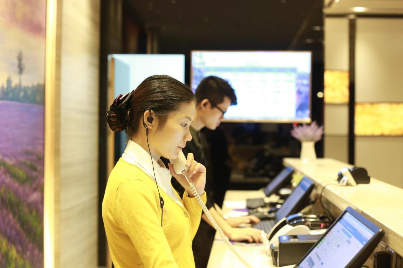 Lavande International Hotel Guangzhou Taikoo Hui Square Shipaiqiao Metro Station Branch - Free Shuttle Bus To Canton Fair Complex During Canton Fair Period & Free Vpn Internet Access Экстерьер фото